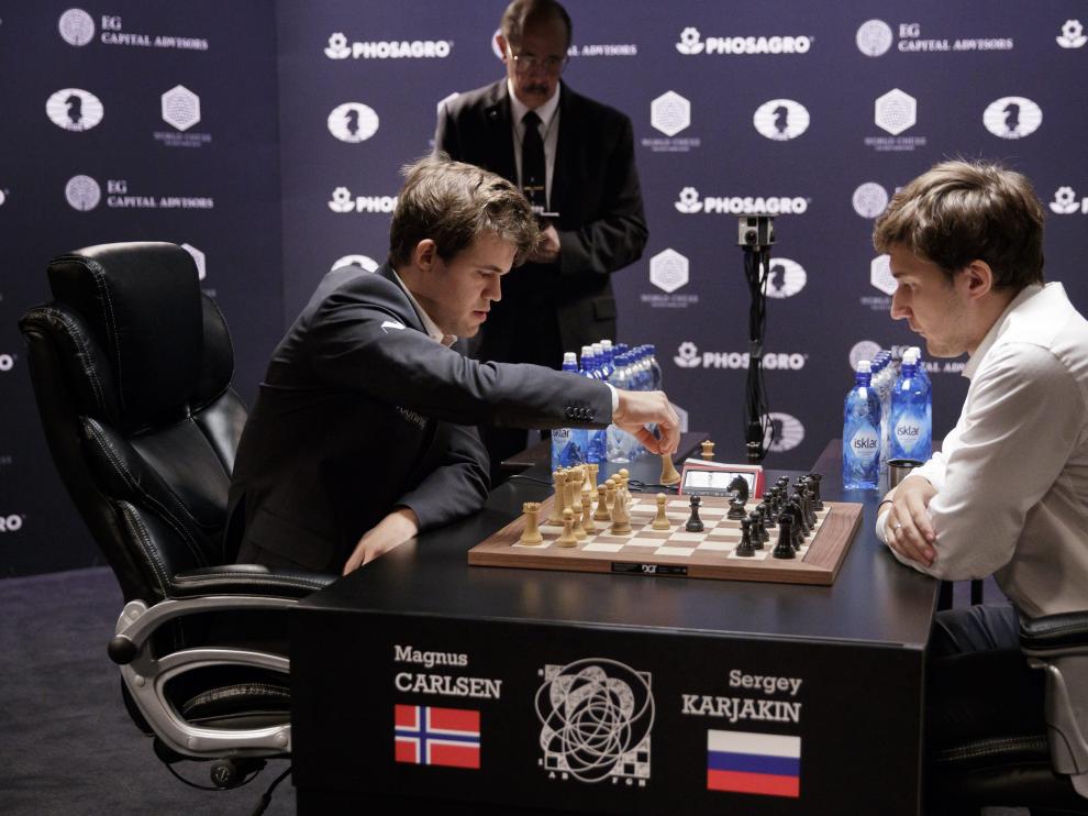 Desempate entre Carlsen y Karjakin.