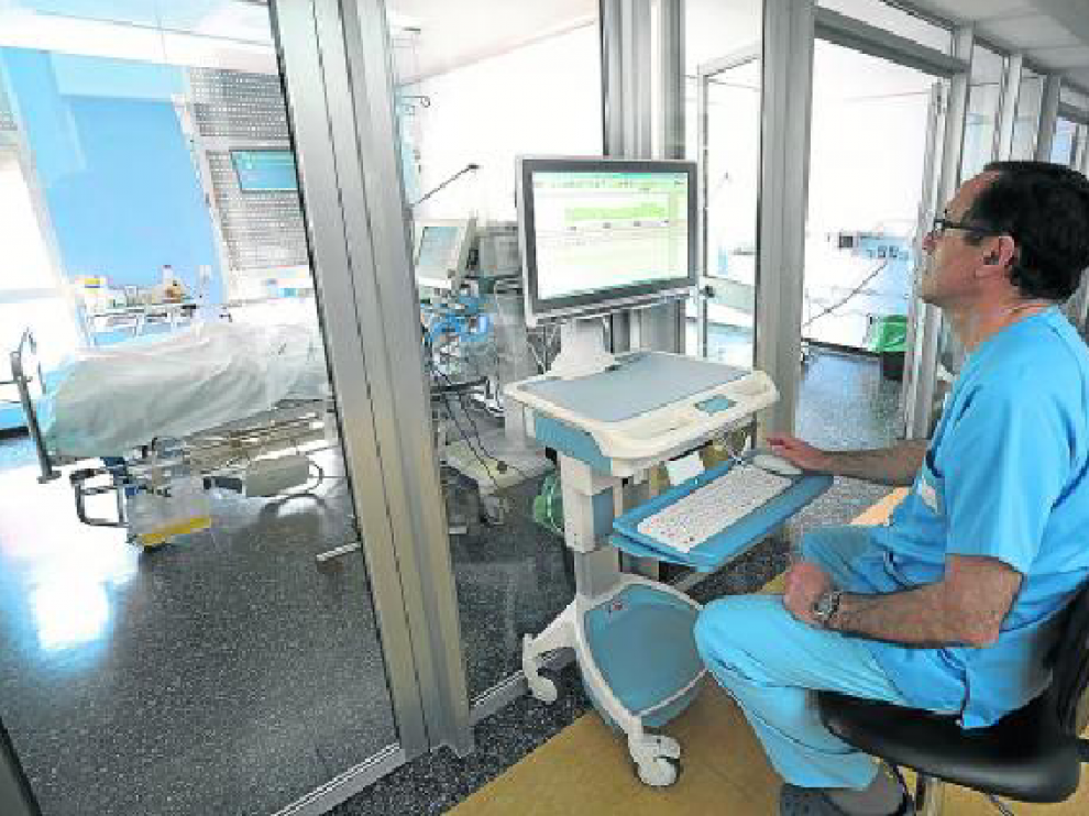Seis meses buscando un intensivista. La Unidad de Cuidados Intensivos del hospital Obispo Polanco de Teruel en la foto lleva seis meses intentando encontrar a un especialista en intensivo para hacer guardias. El Servicio ha buscado, sin éxito, un profes