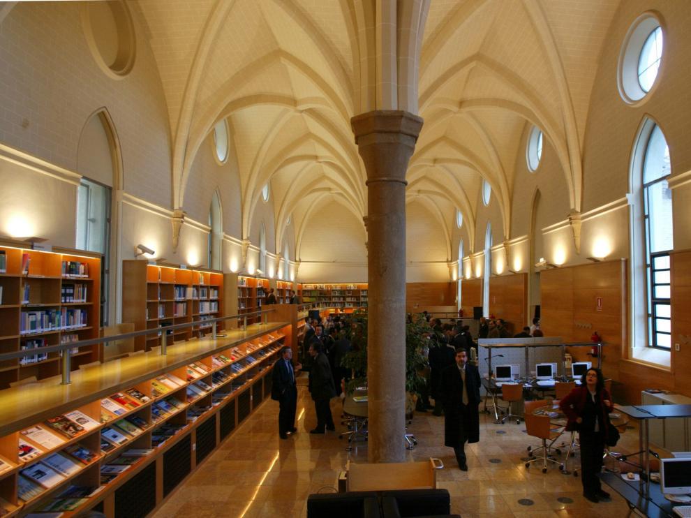 Biblioteca del Centro de Documentación del Agua y Medio Ambiente.