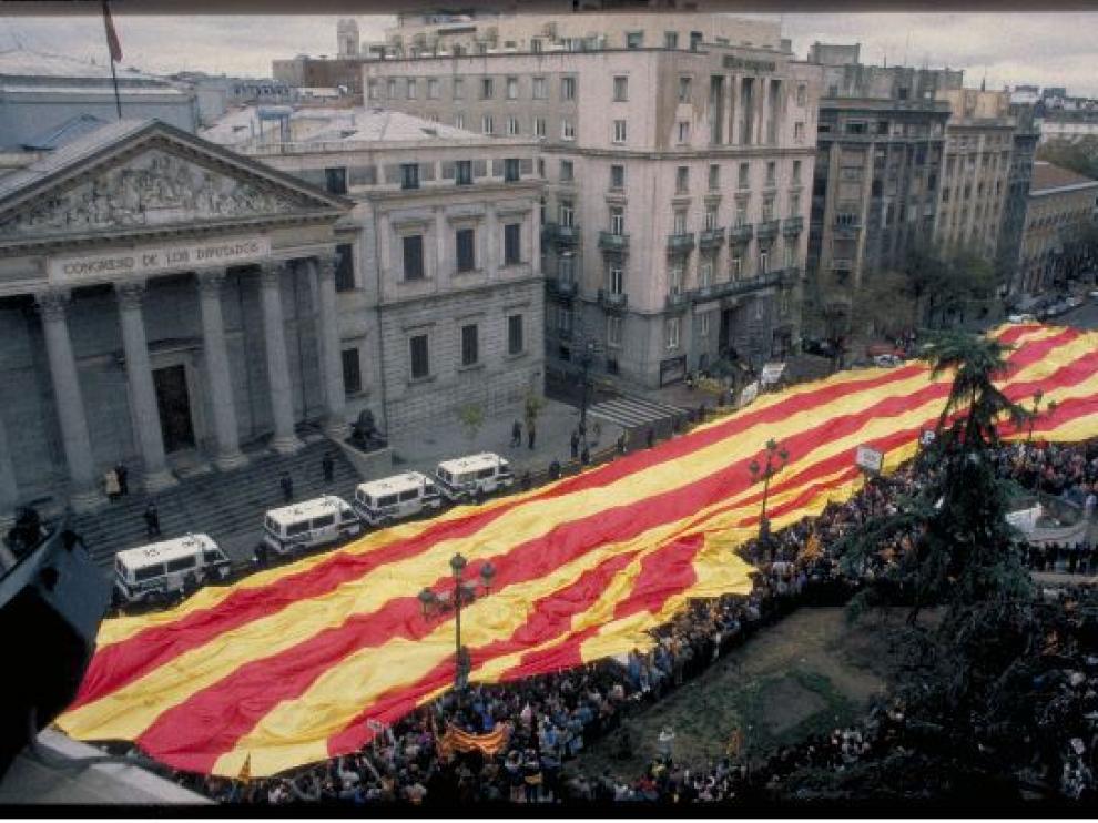 Manifestación en Madrid para pedir la autonomía plena de Aragón en 1992.