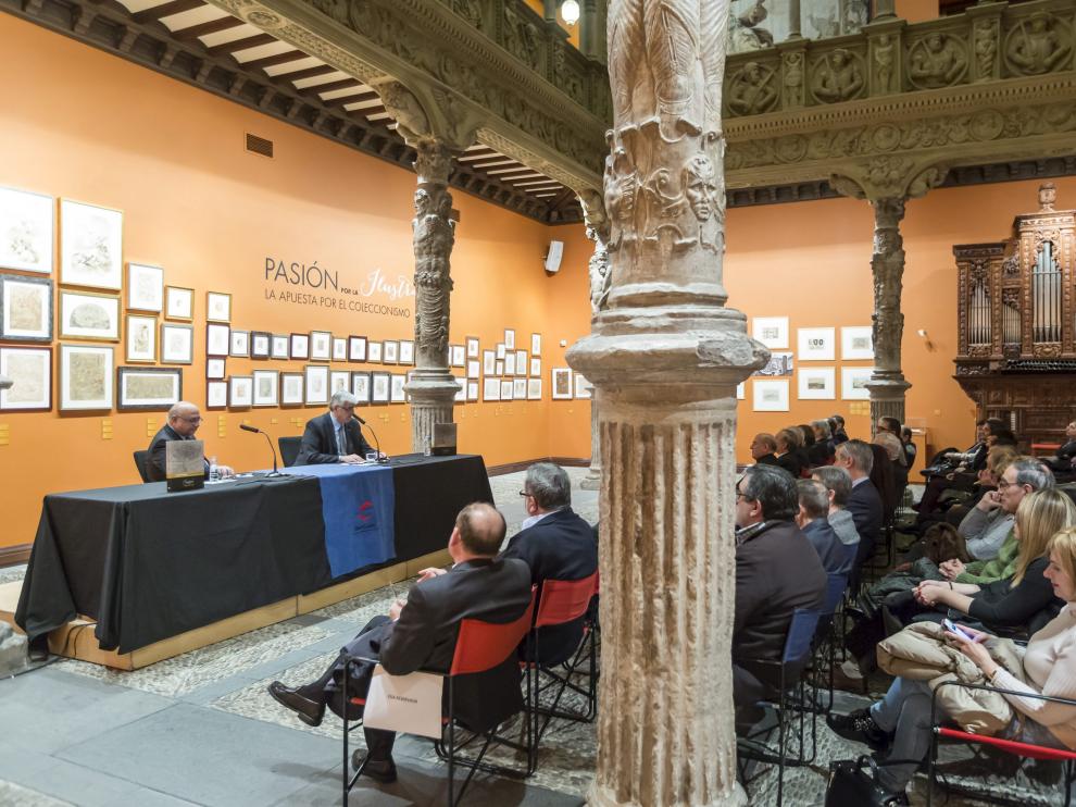 Imagen de archivo de una conferencia en el Patio de la Infanta de Ibercaja.