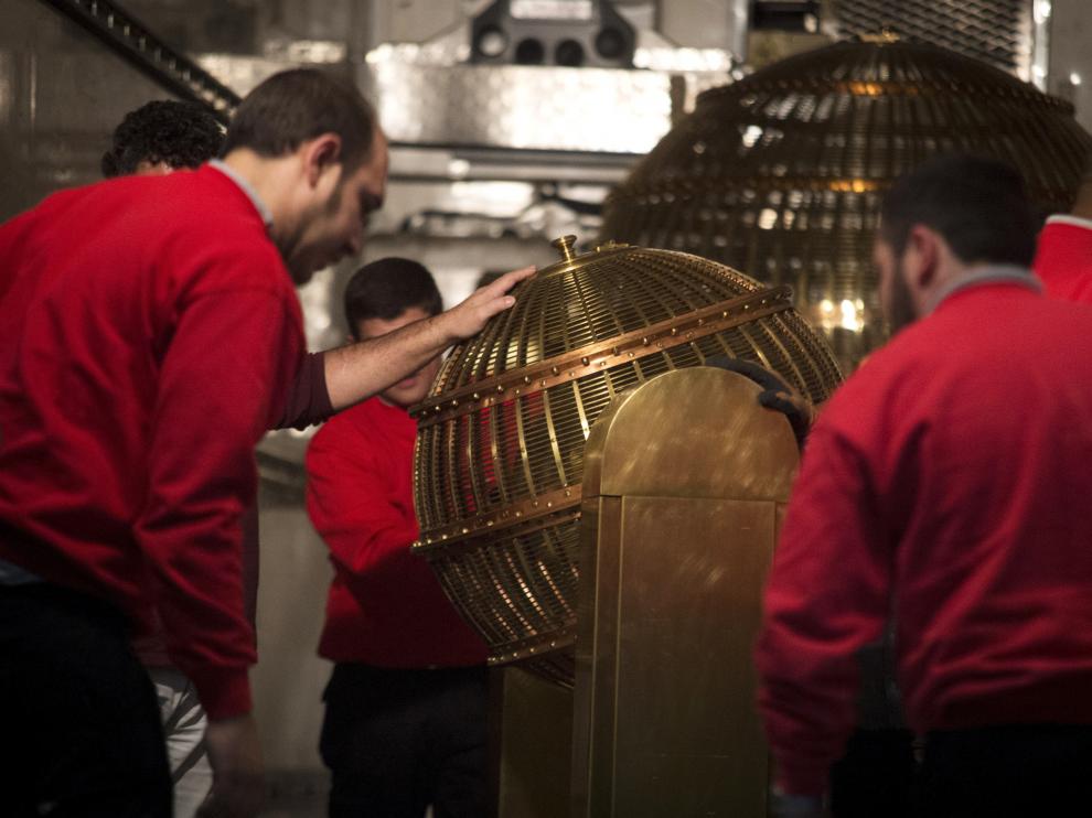 Los bombos de la lotería desembarcan en el Teatro Real