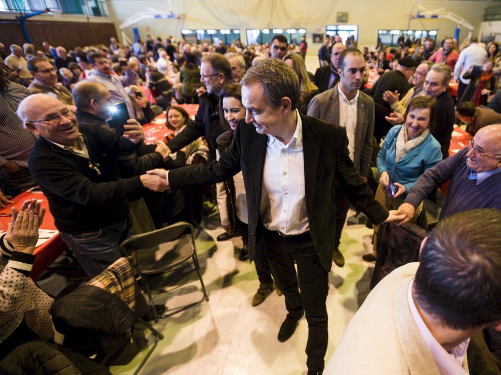 Zapatero durante su acto en Ejea.