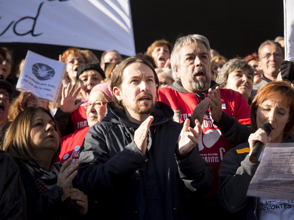 Pablo Iglesias ha participado en una protesta a las puertas del Hospital 12 de Octubre de Madrid.