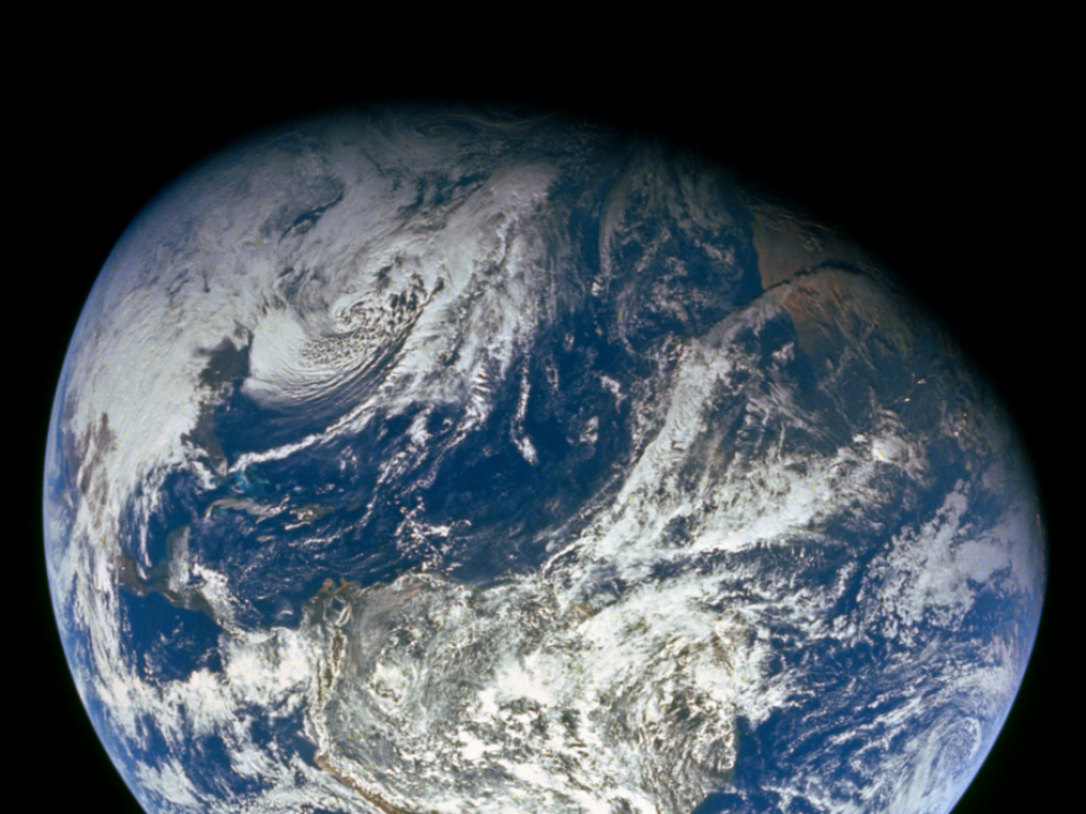 Imagen de la Tierra tomada por la NASA durante la misión Apolo 8.