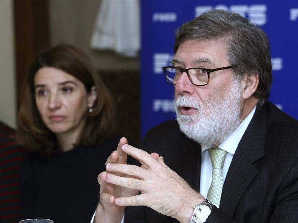 El presidente de la Federacion de Organizaciones Empresariales de Soria (FOES), Santiago Aparicio, ha informado en la comida de Navidad sobre la iniciativa "Despoblación y Red SSPA".
