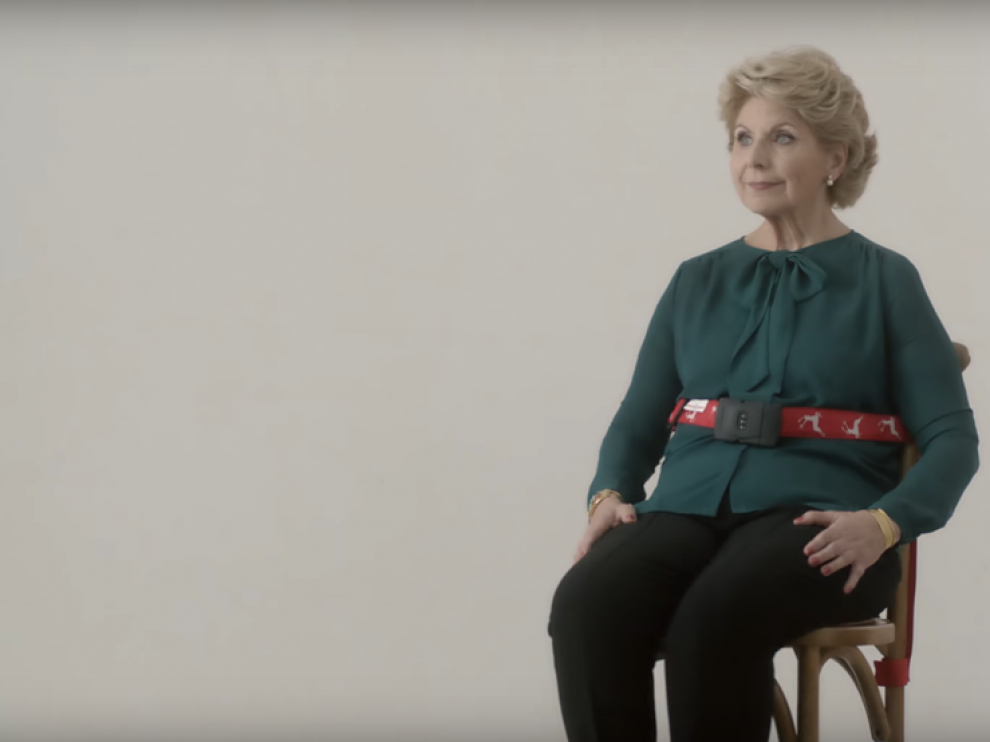 Una imagen de la parodia del 'sentador' de madres.