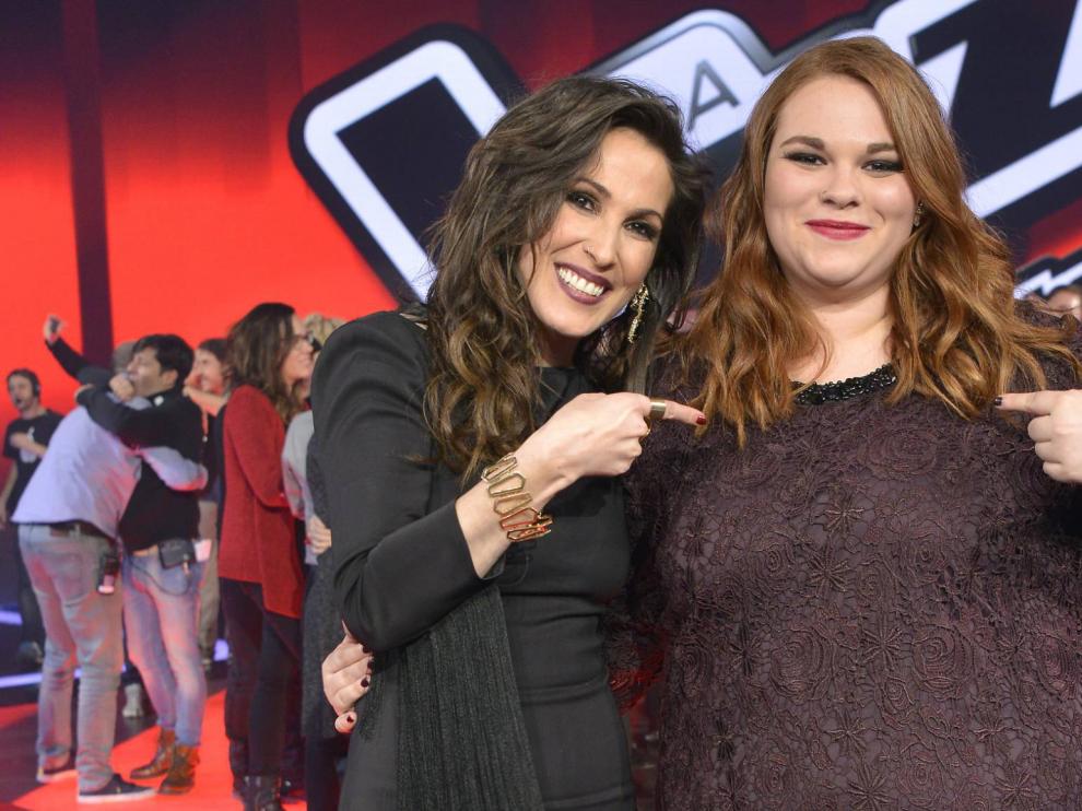 Irene, ganadora de 'La Voz', junto a su 'coach', Malú.
