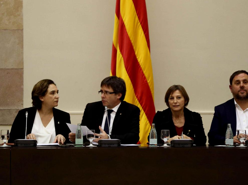 Ada Colau, Carles Puigdemont, Carme Forcadell y Oriol Junqueras.