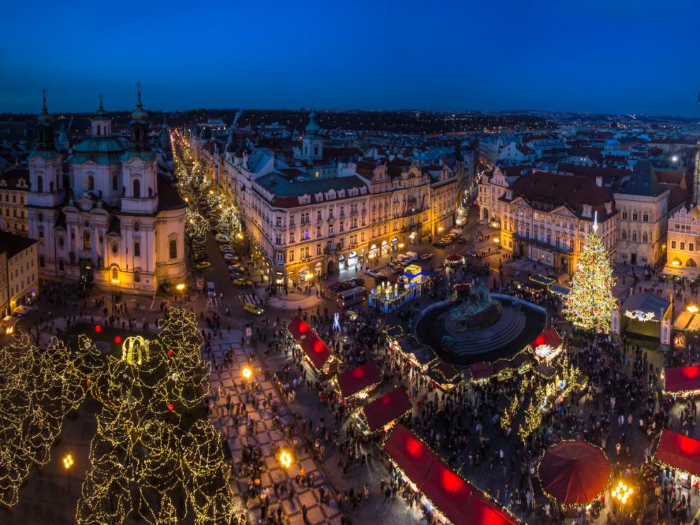 Mercadillo navideño en Praga.