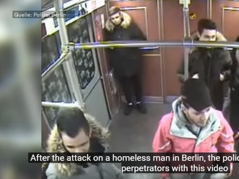 Imagen del vídeo que grabaron las cámaras de seguridad del metro de Berlín.