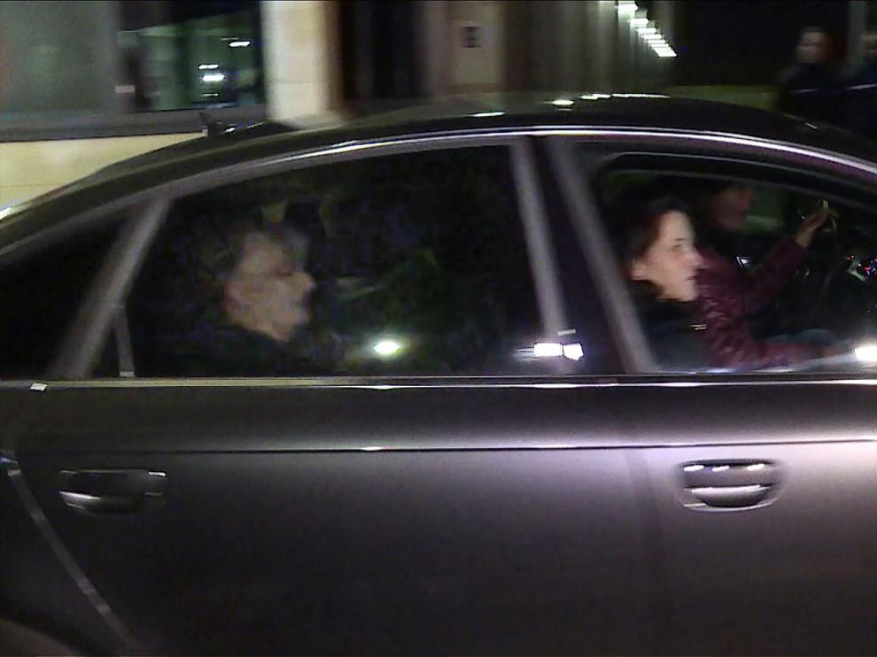 Jacqueline Sauvage abandonando la prisión de Réau, en Seine-et-Marne, en las afueras de París.