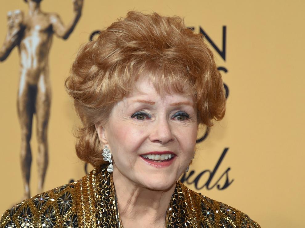 Debbie Reynolds, la madre de Carrie Fisher, falleció con apenas 24 horas de diferencia.