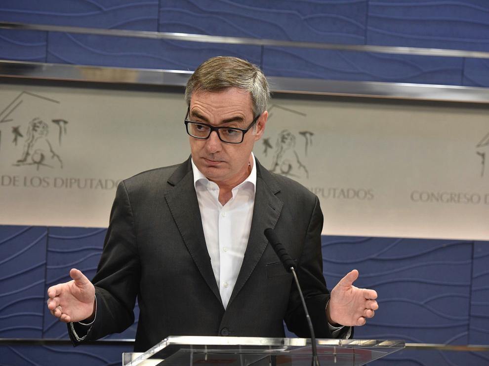 José Manuel Villegas durante la rueda de prensa en el Congreso.