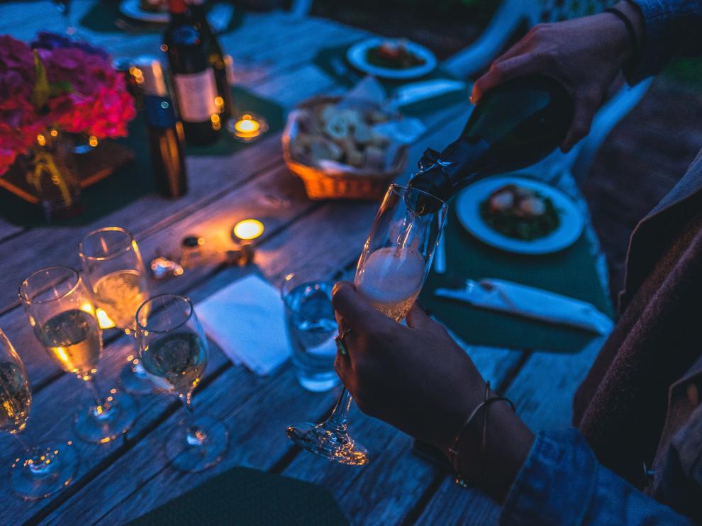 La noche de fin de año se celebra con diferentes tradiciones en todo el mundo