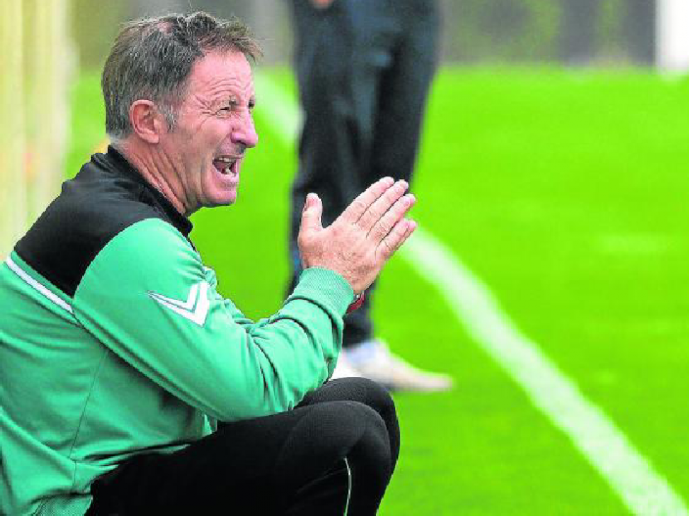 Juan Antonio Anquela vive intensamente todos los entrenamientos.