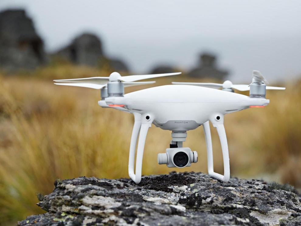 Los alumnos fotografiarán castillos aragoneses con drones.