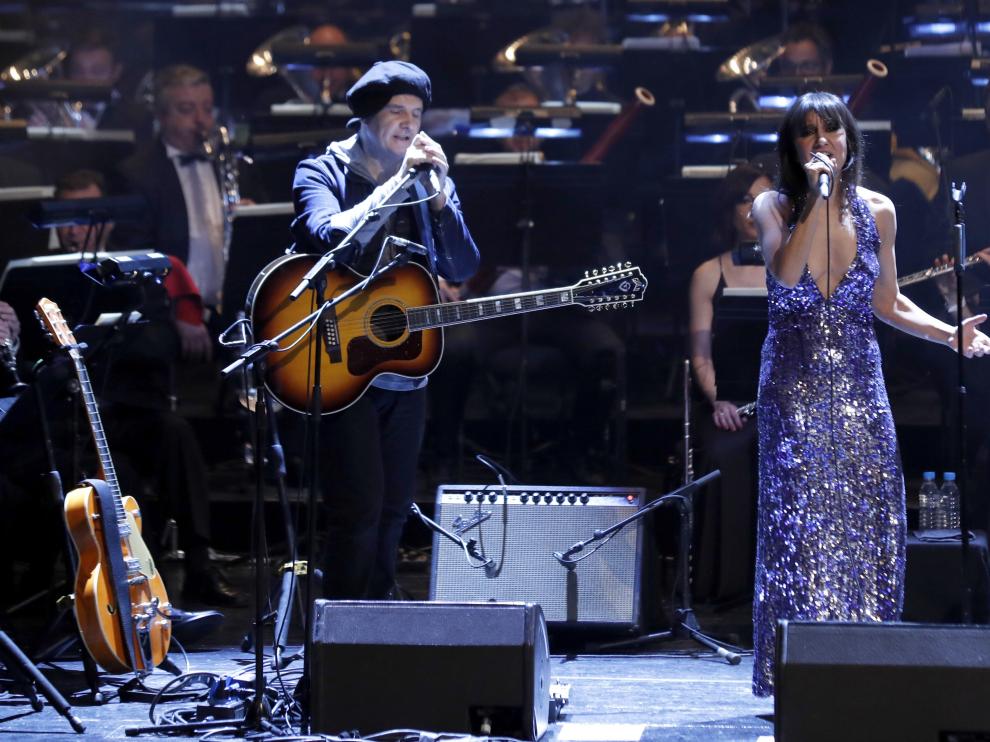 Amaral junto a la Banda Sinfónica de Madrid en el tradicional concierto benéfico de Reyes.