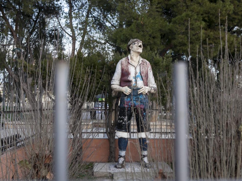 Estado actual de la estatua del Royo del Rabal