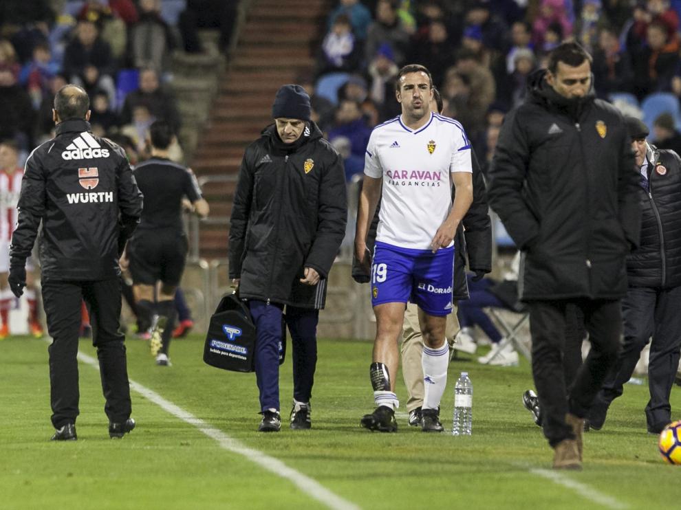 José Enrique, lesionado, el pasado domingo.