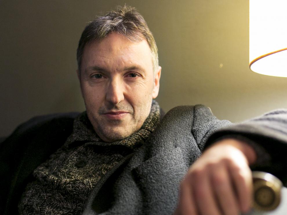 El escritor barcelonés Carlos Zanón.