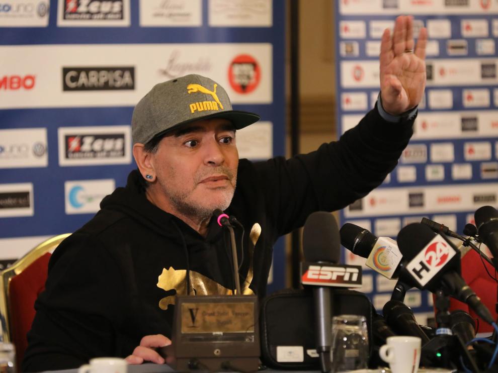 Diego Armando Maradona en Nápoles este domingo.