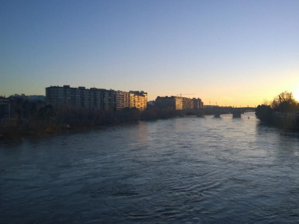 El Ebro a su paso por Zaragoza.