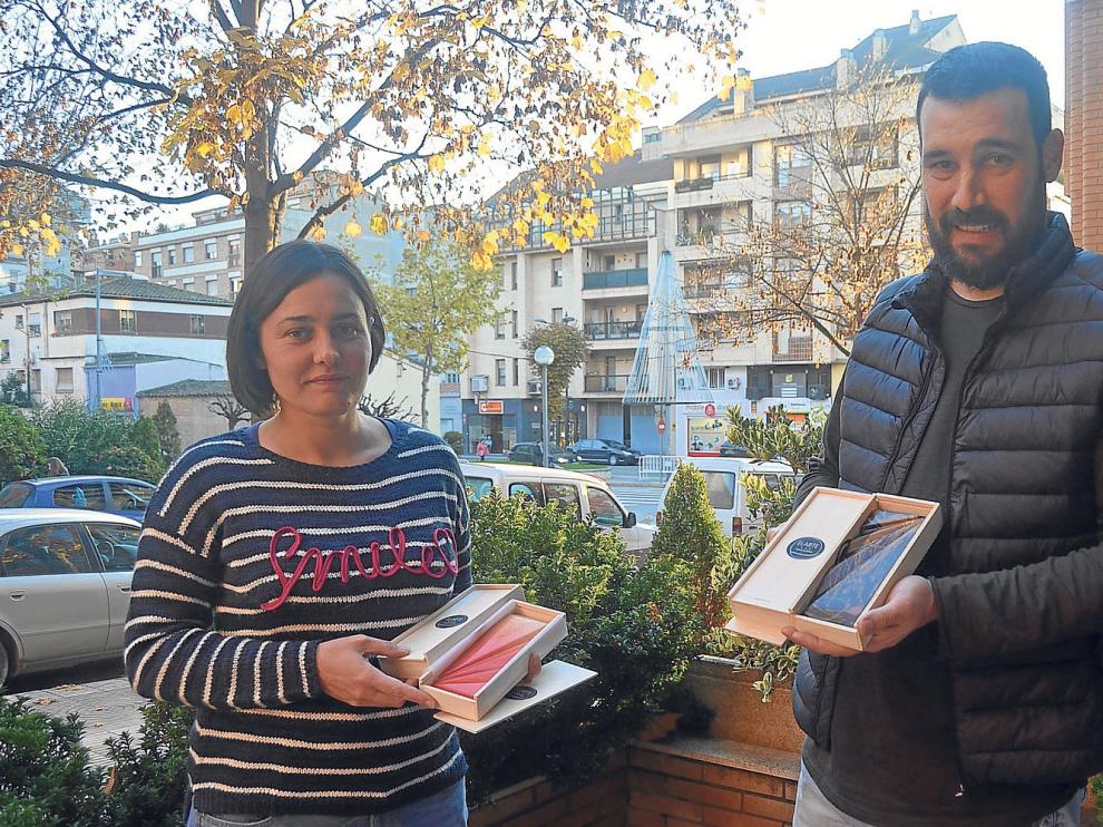 María José Oliván y Aitor Otín son los propietarios de la empresa oscense Elarte.