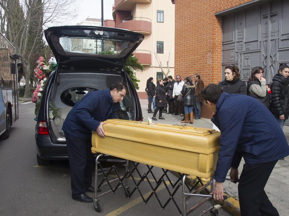 Funeral de la niña fallecida en Zamora al precipitarse desde una ventana.