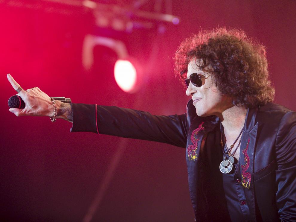 Enrique Bunbury, durante un concierto en Zaragoza
