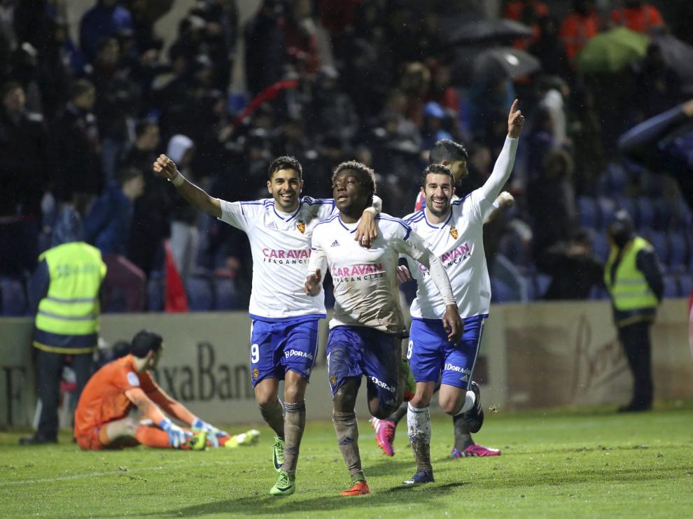 Jean Marie Dongou celebra el 1-3 en El Alcoraz.