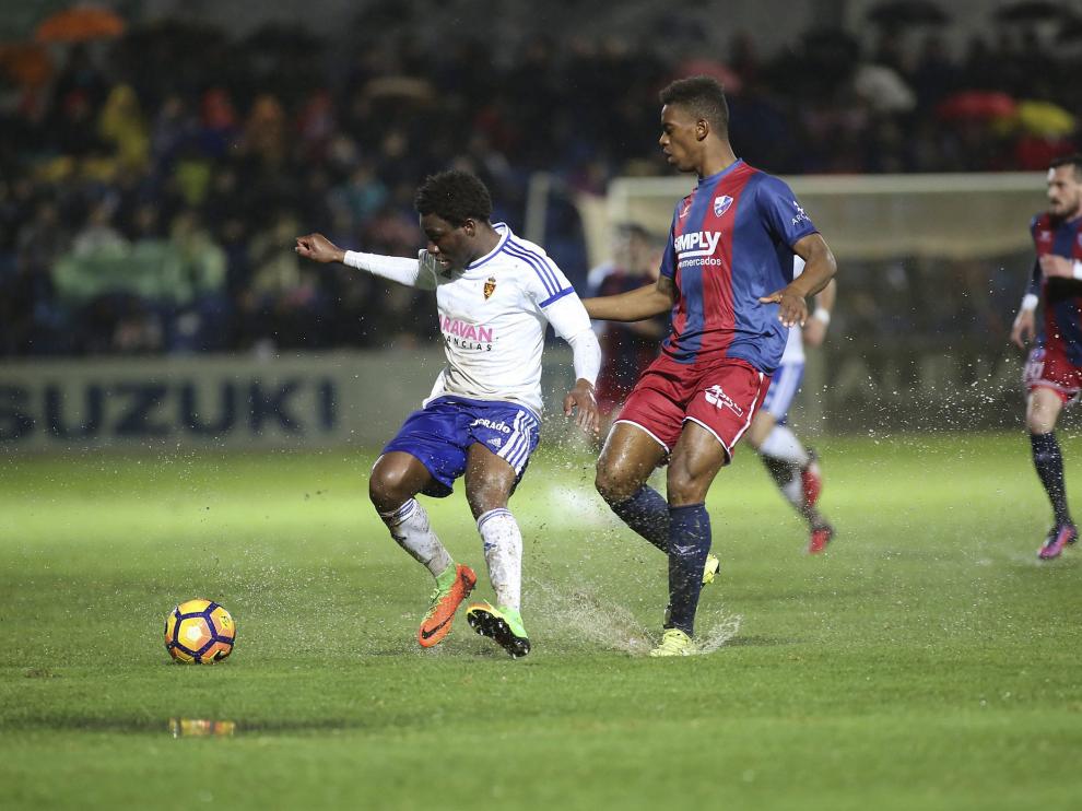 Imagen del partido entre la SD Huesca y el Real Zaragoza de la temporada pasada.