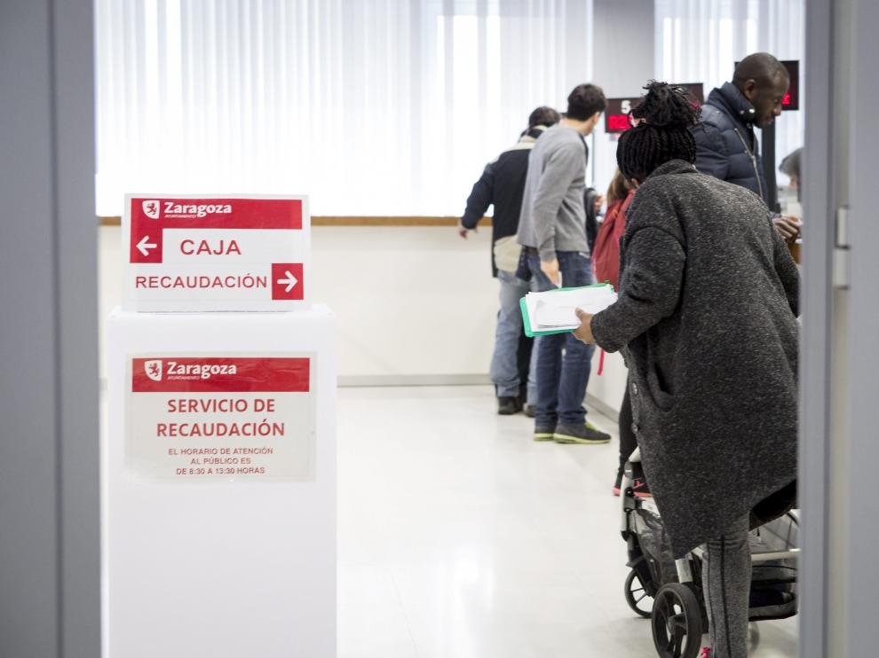 Dependencias del servicio de recaudación del Ayuntamiento de Zaragoza.