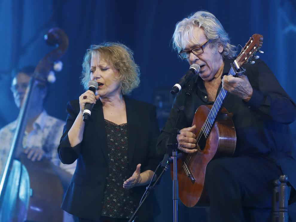 Marina Rosell y Paco Ibañez durante el concierto.