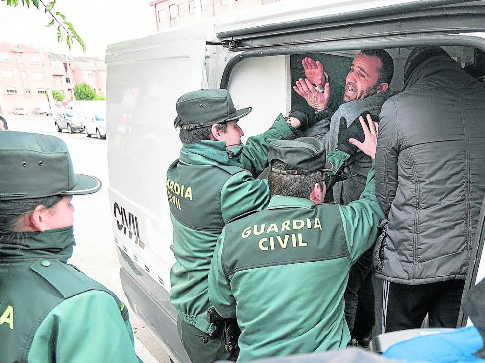 Defiende su inocencia.