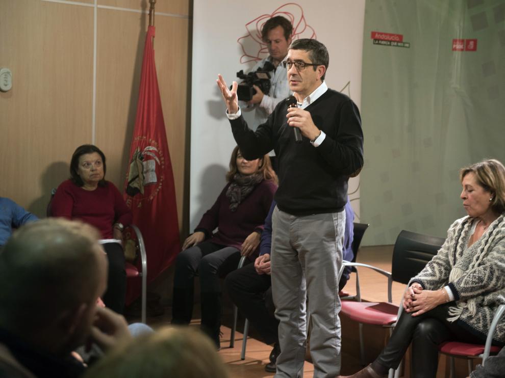 Patxi López en el acto en Granada.