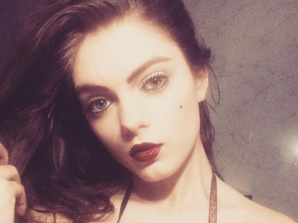 Emma Hulse, despedida por ser "demasiado guapa".