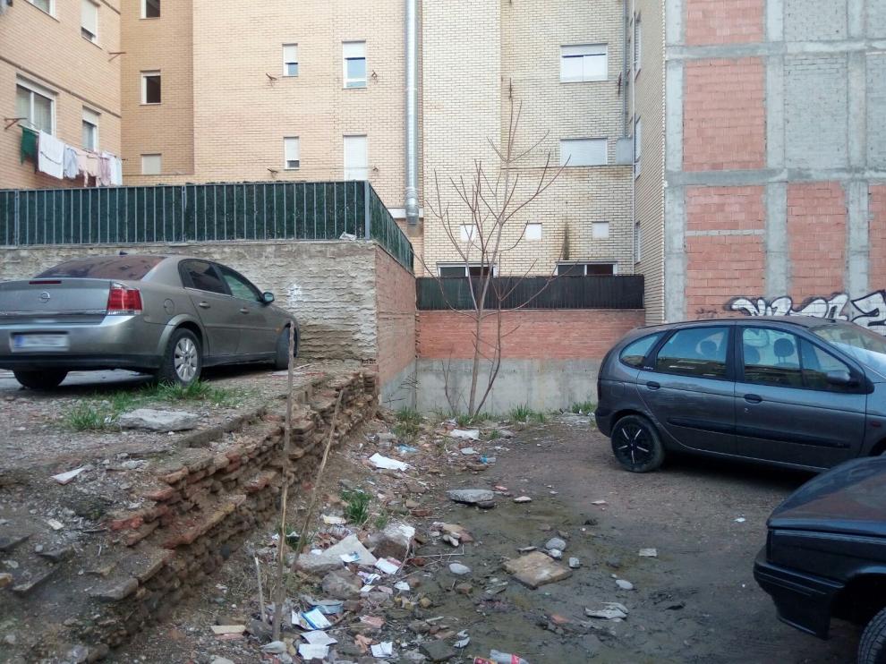 Uno de los 40 solares abandonados contabilizados por la Asociación de Vecinos Barrio Jesús