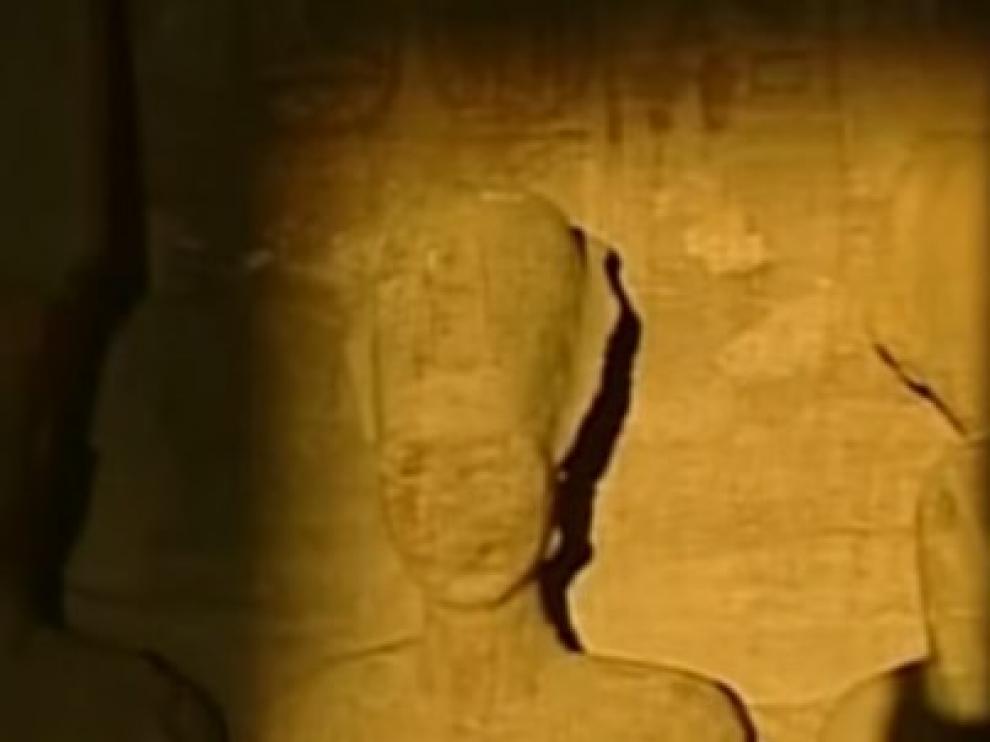 El sol ilumina el rostro de Ramses en Abu Simbel