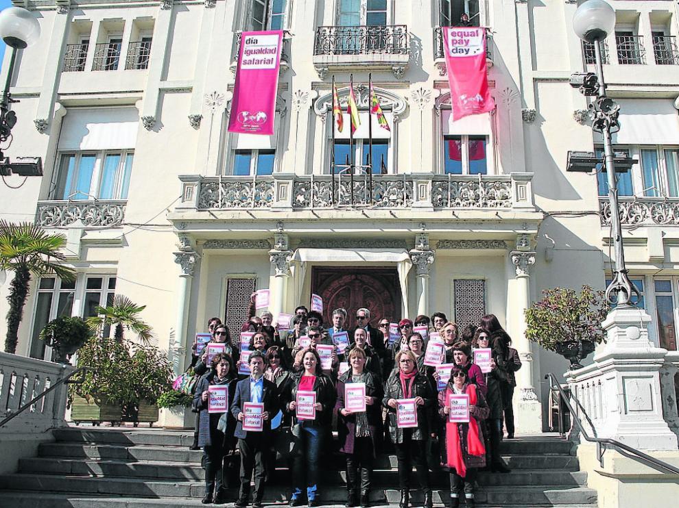 Acto reivindicativo en el Día Europeo de la Igualdad Social.