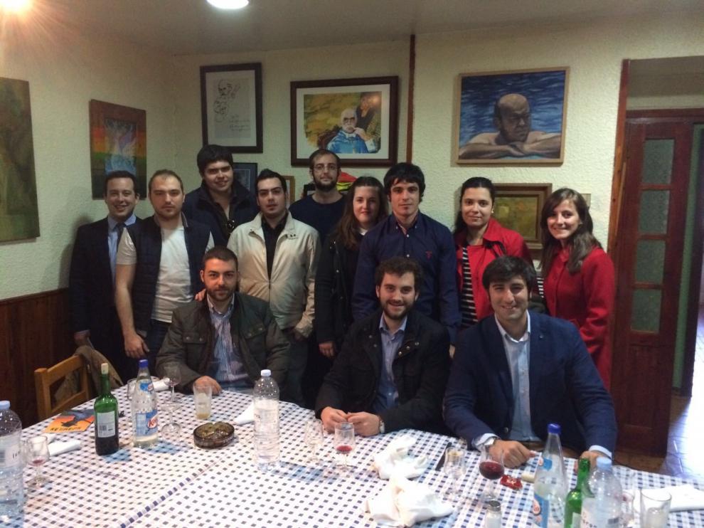 Imagen de una de las reuniones de los miembros de Taurinos Unizar.