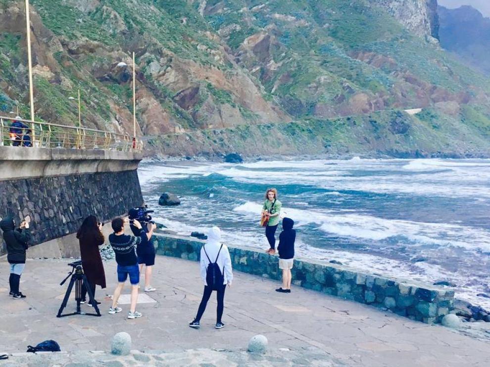 Manel Navarro graba en Tenerife el videoclip de 'Do it for your lover'.