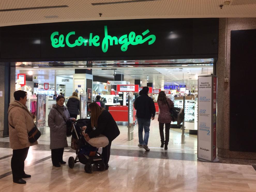 Uno de los establecimientos de El corte Inglés en Zaragoza.
