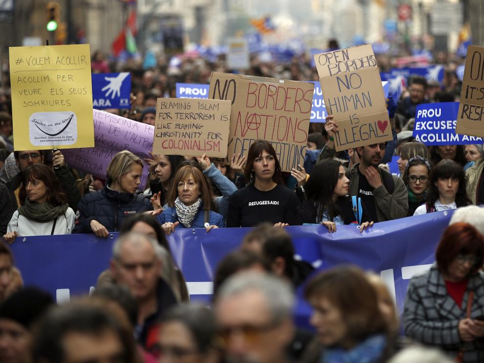 Unas 160.000 personas participaron en Barcelona en la manifestación convocada bajo el lema 'Queremos acoger'