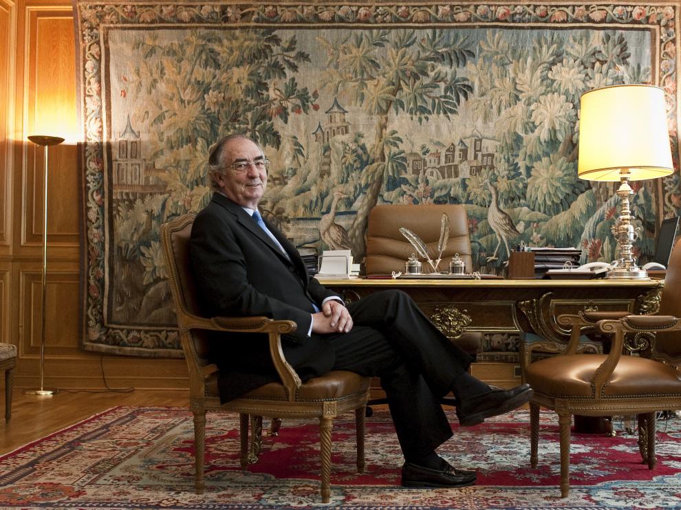 El hasta ahora presidente de Ibercaja, Amado Franco, en su despacho de la entidad.