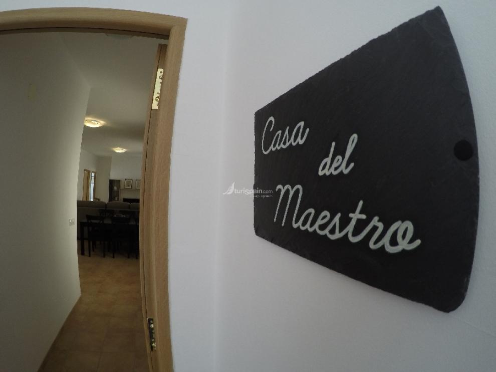 Apartamentos turísticos en la antigua casa del maestro de Vivel del Río Martín