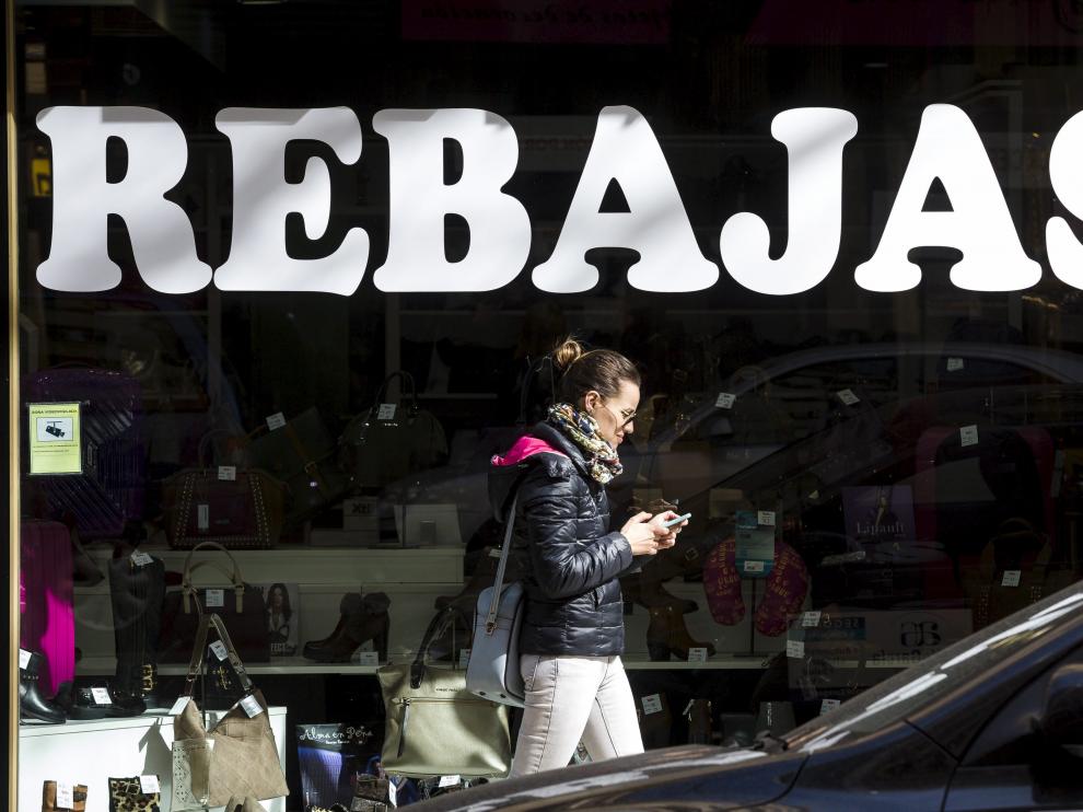 Los comercios mantendrán los descuentos hasta el martes, último día de febrero.