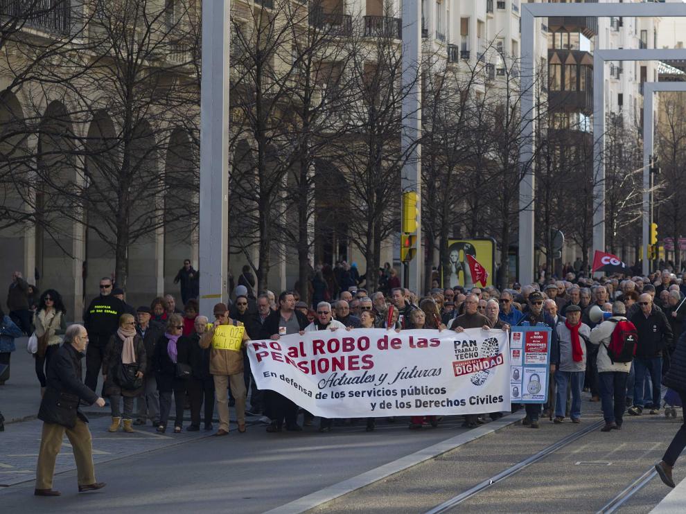 Las Marchas de la Dignidad piden en Zaragoza mejorar las pensiones