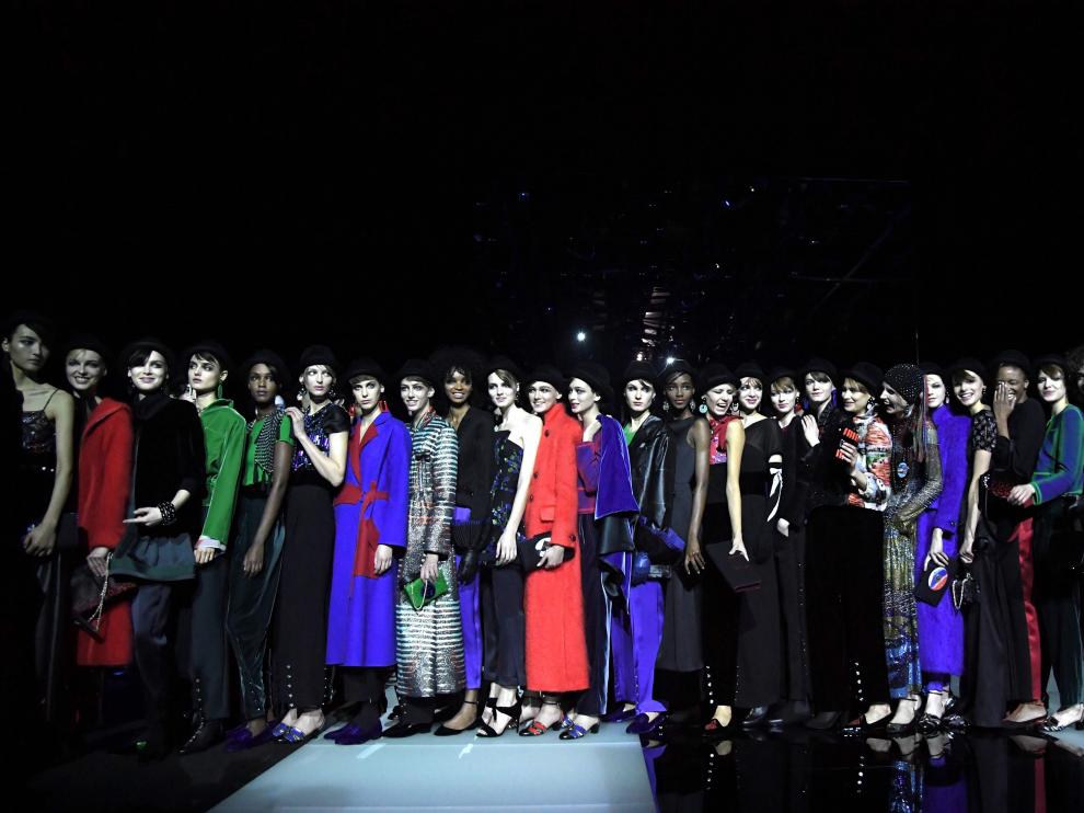 Desfile del diseñador Giorgio Armani en la Semana de la Moda de Milán