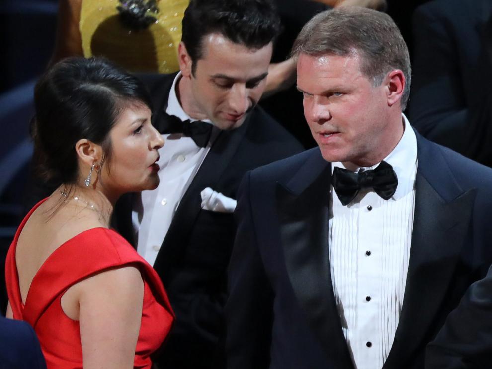 Los socios de PwC Martha Ruiz y Brian Cullinan